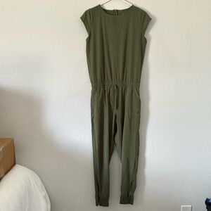 Albion fit jump suit